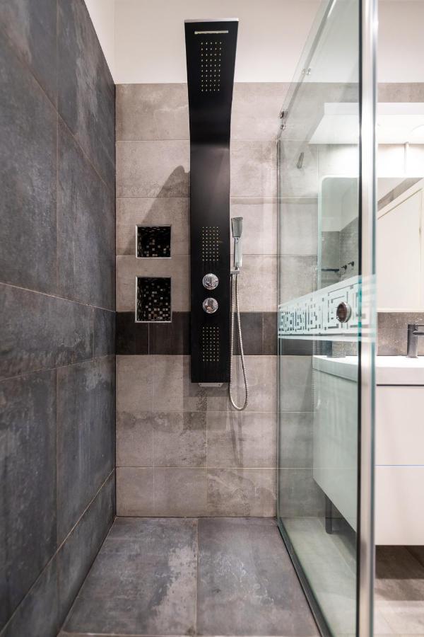 The Acropolis Hideaway 2-Bdr Apt Next To Metro Atenas Exterior foto