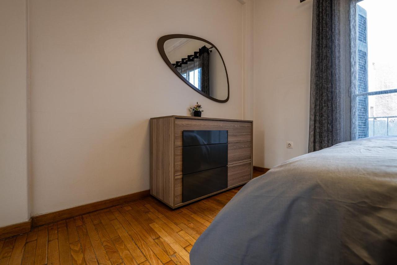 The Acropolis Hideaway 2-Bdr Apt Next To Metro Atenas Exterior foto